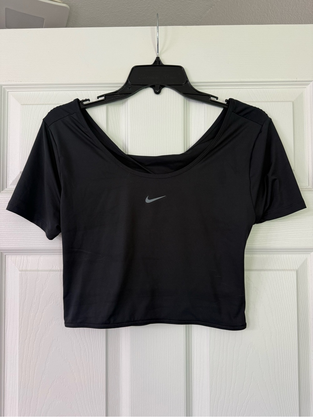 Nike Black Short-Sleeve Cropped Performance Top With Cut Out Back